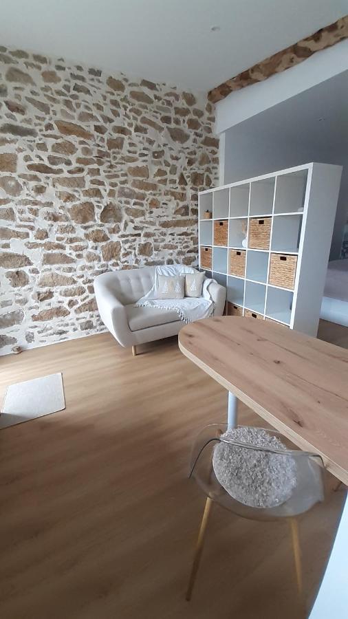 Gite Le St Aubinois Saint-Aubin-des-Ormeaux Kültér fotó